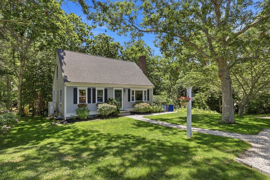 10 Checkerberry Ln Property Photo 2