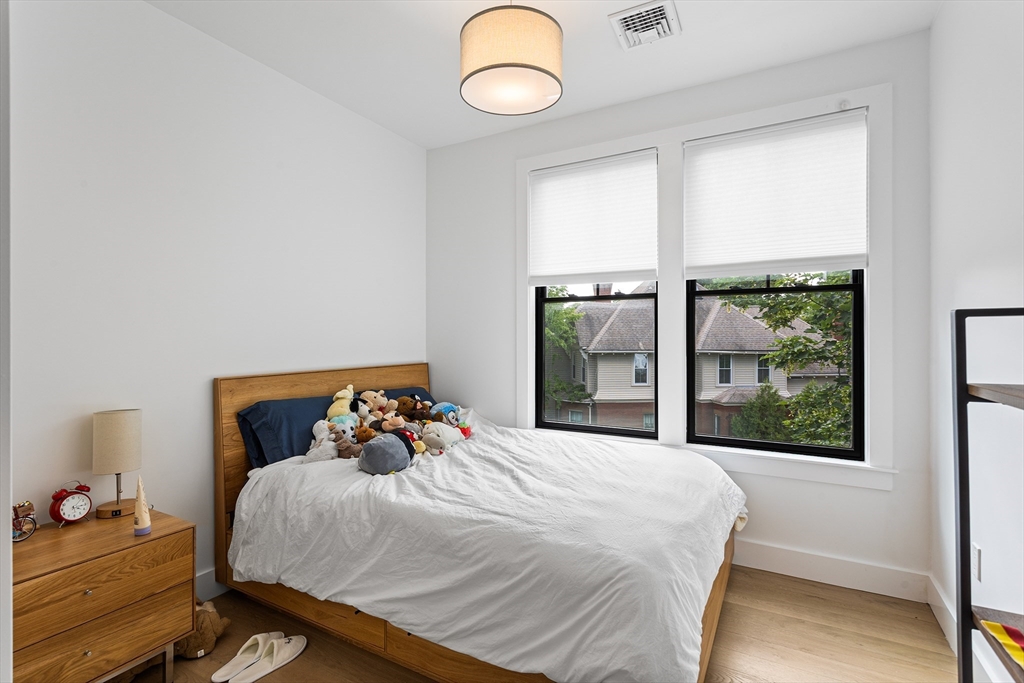 12 Bowdoin Ave # 4 Property Photo 13