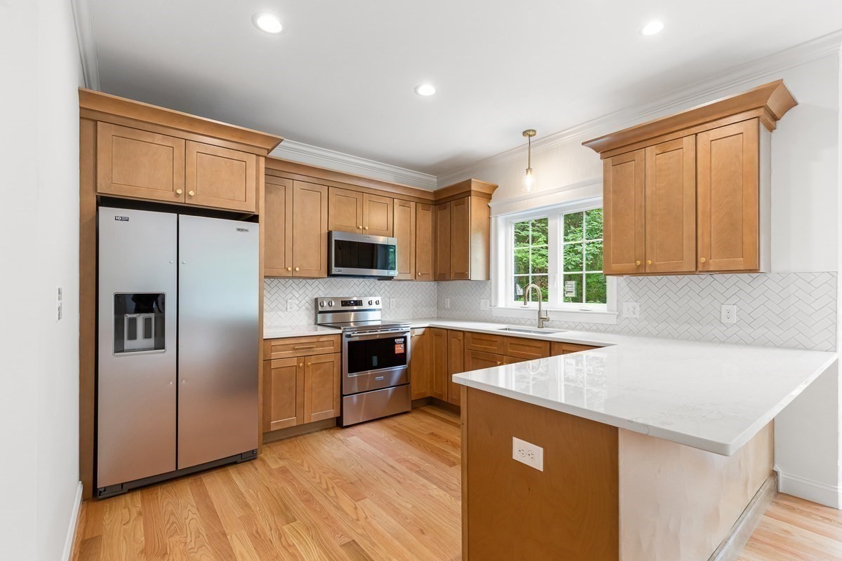 1234 Commerce Way Property Photo 13
