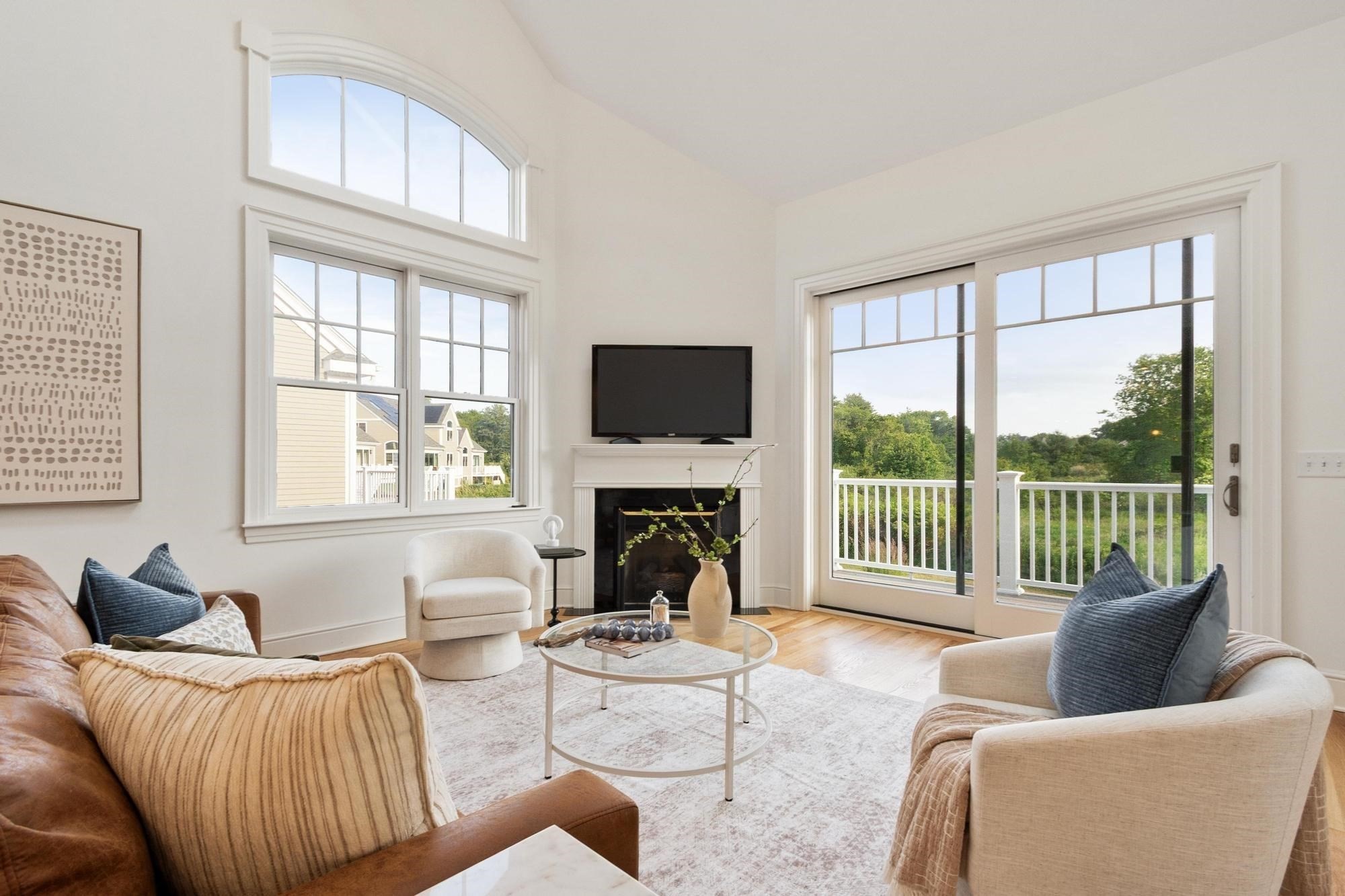 14 Millstone Dr # 14 Property Photo 11