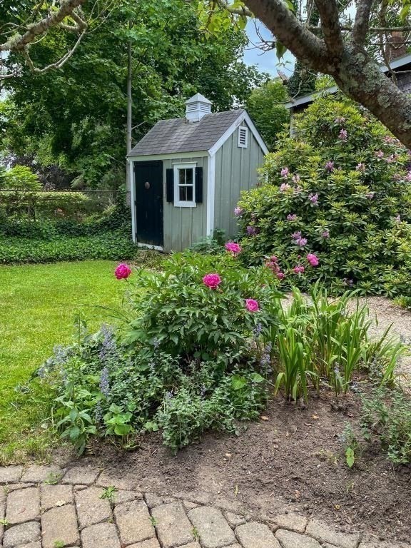 5 Winter St Property Photo 11