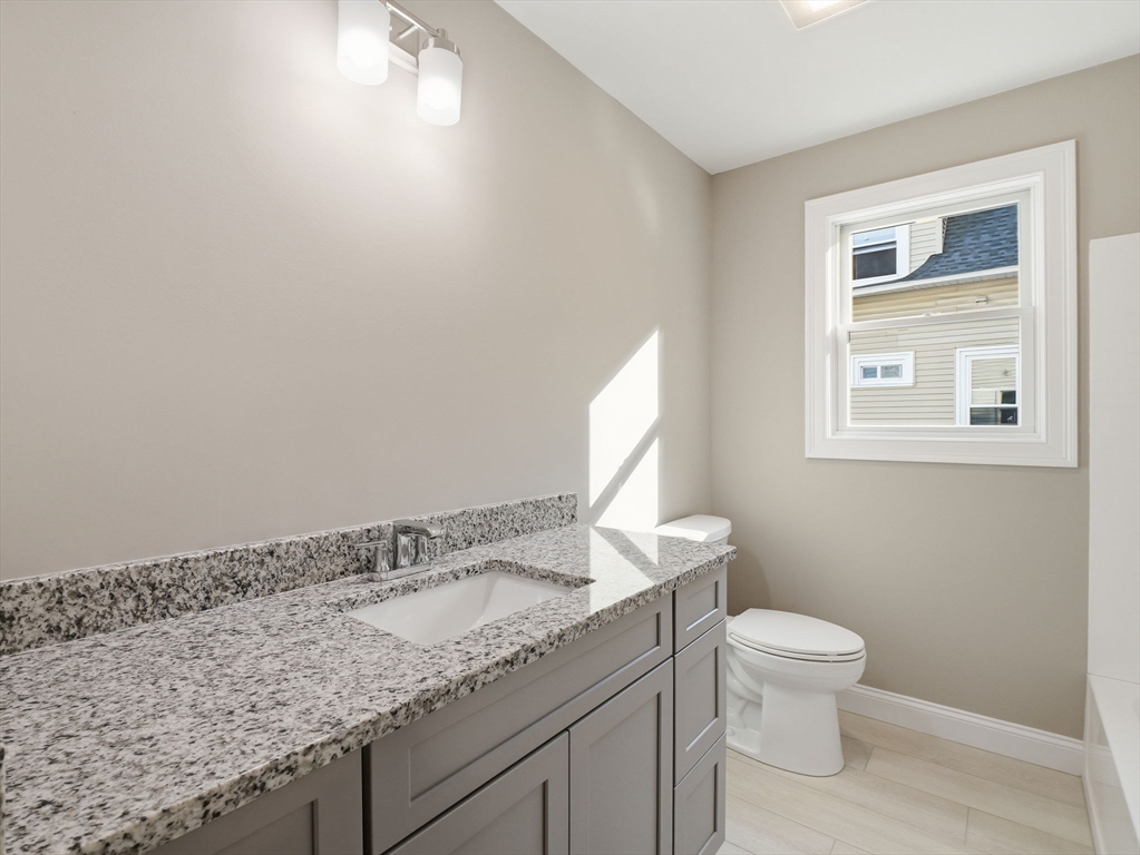 477 Washington Street # 477 Property Photo 9