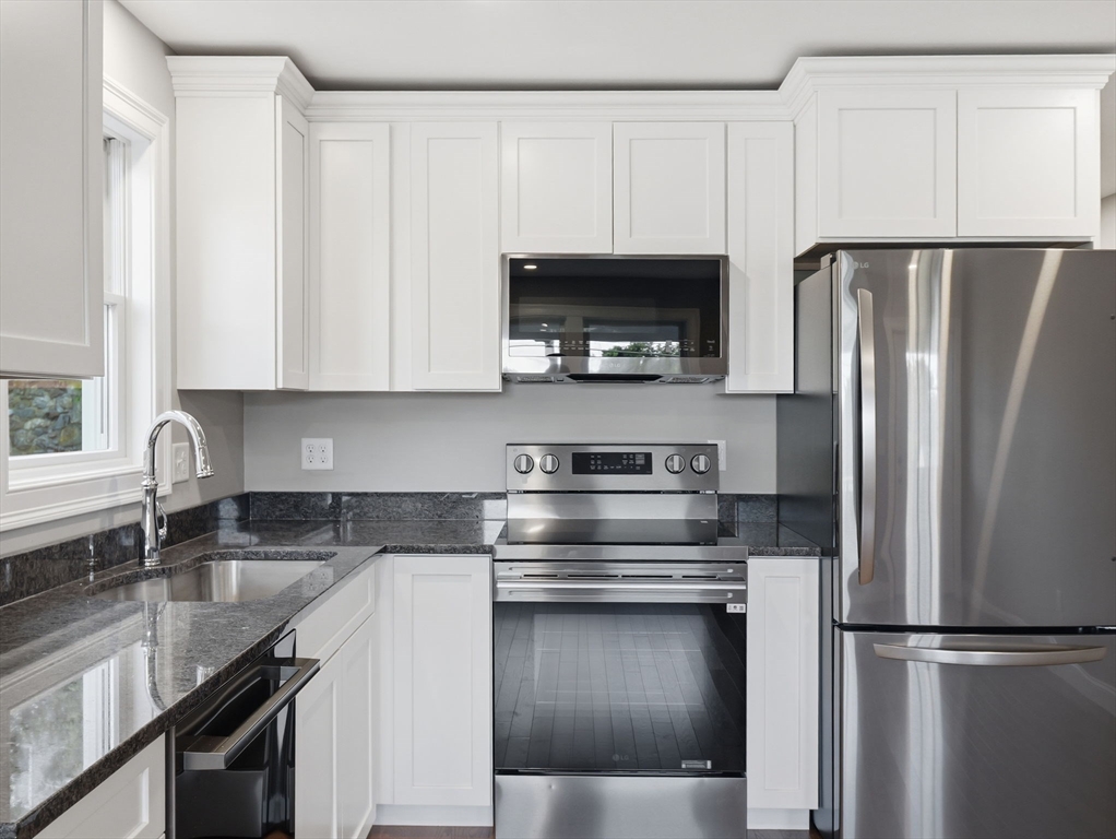 479 Washington Street # 479 Property Photo 3