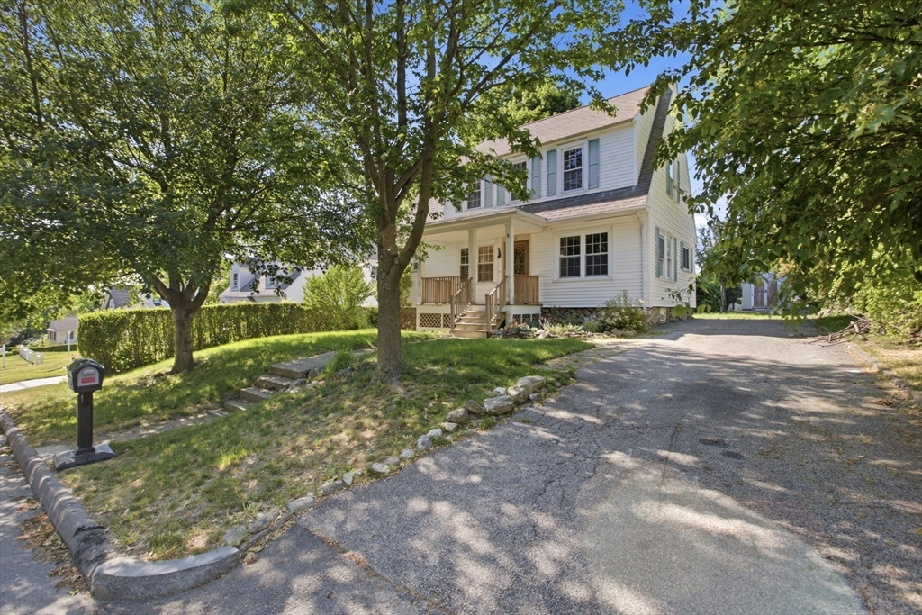 6 Ashburnham Rd Property Photo 3