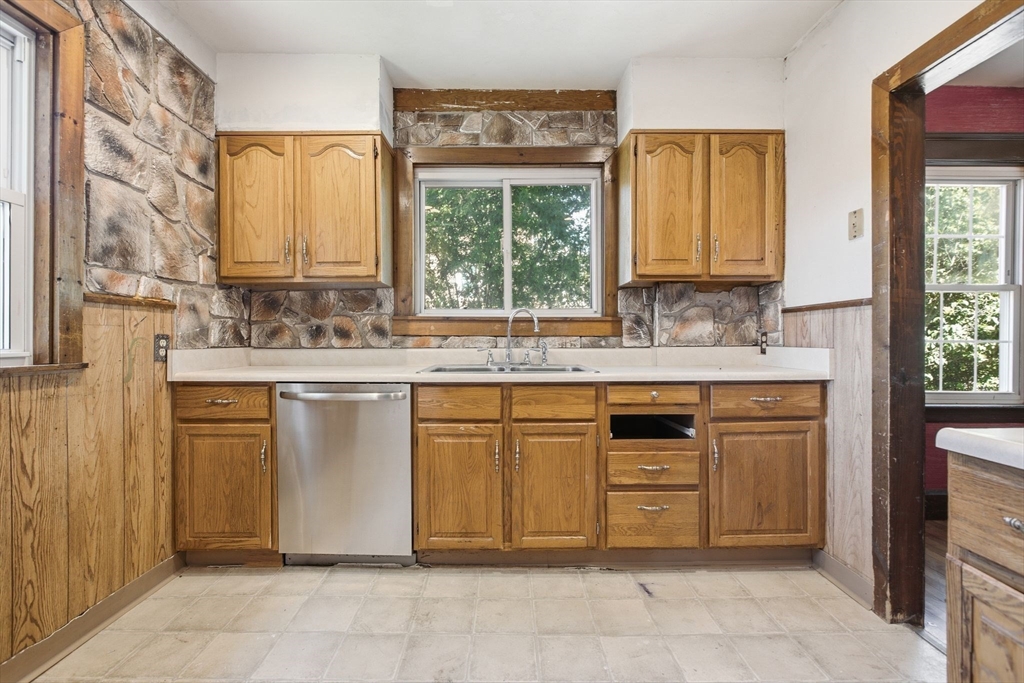 6 Ashburnham Rd Property Photo 5