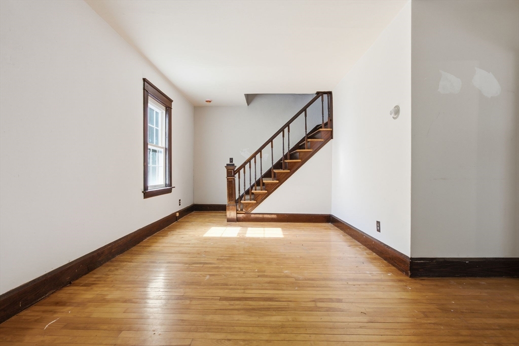 6 Ashburnham Rd Property Photo 8
