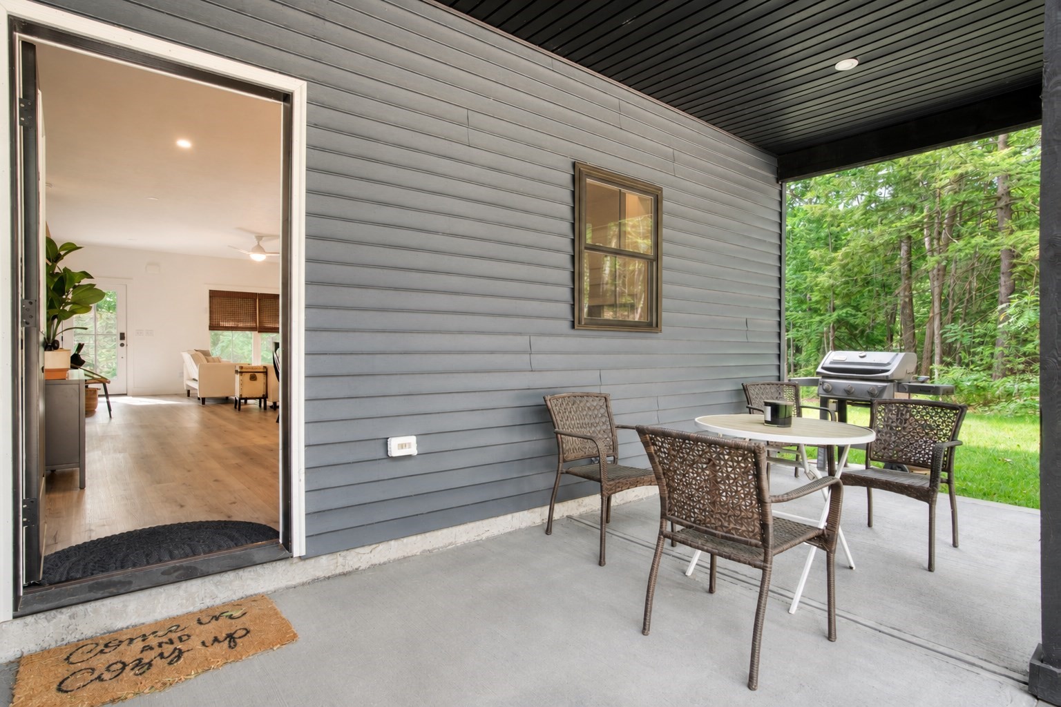 31 Crowcroft Drive Property Photo 6