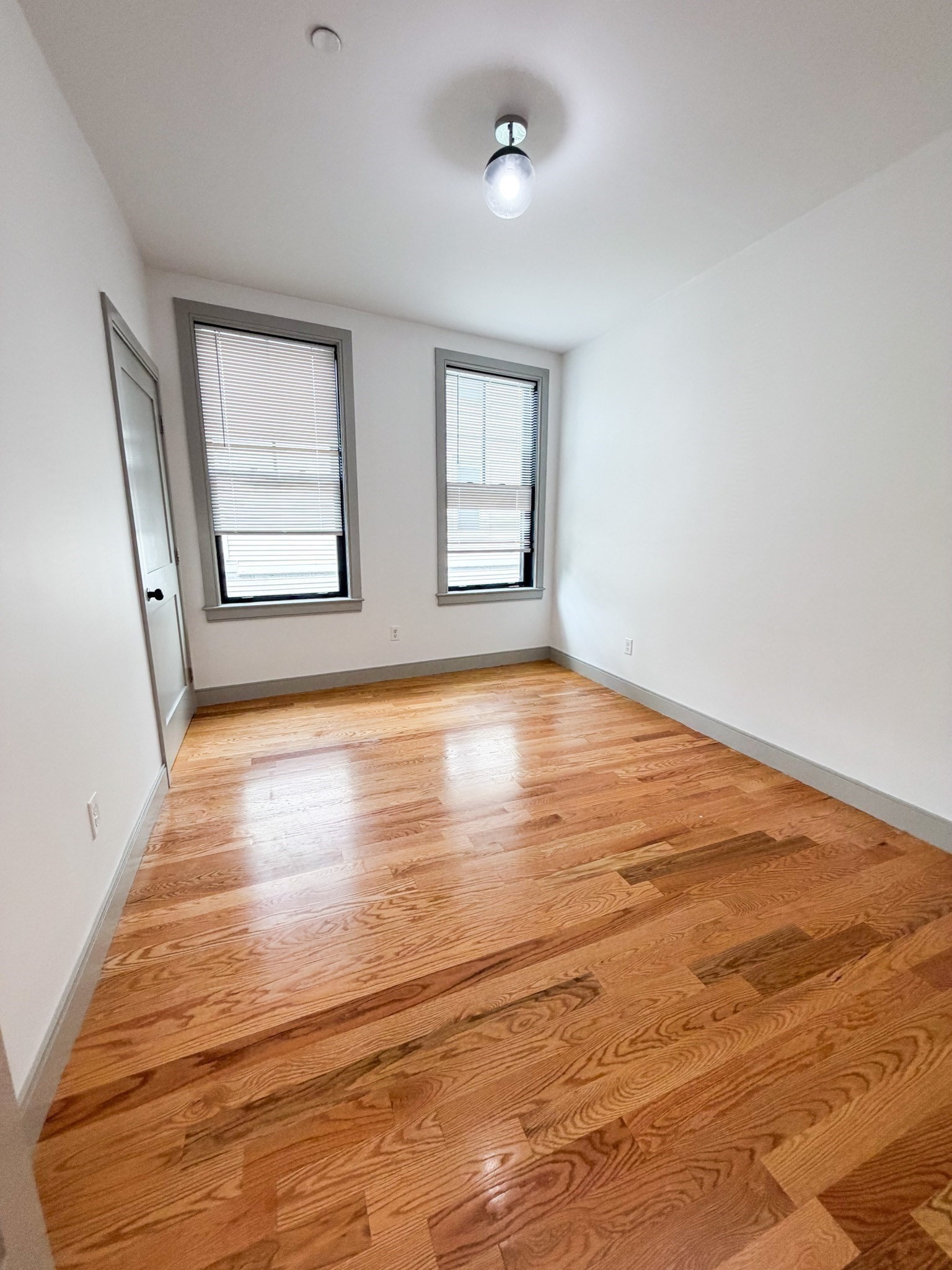 15 Maywood # 3 Property Photo 7