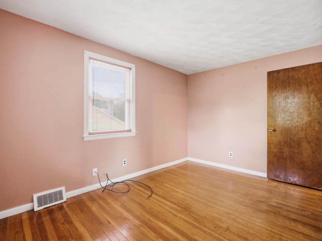 48 Pinedale Ave Property Photo 20