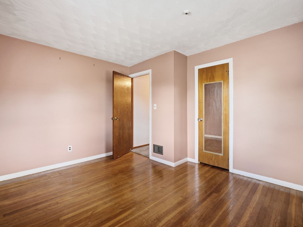 48 Pinedale Ave Property Photo 21