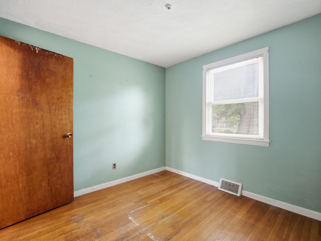 48 Pinedale Ave Property Photo 24