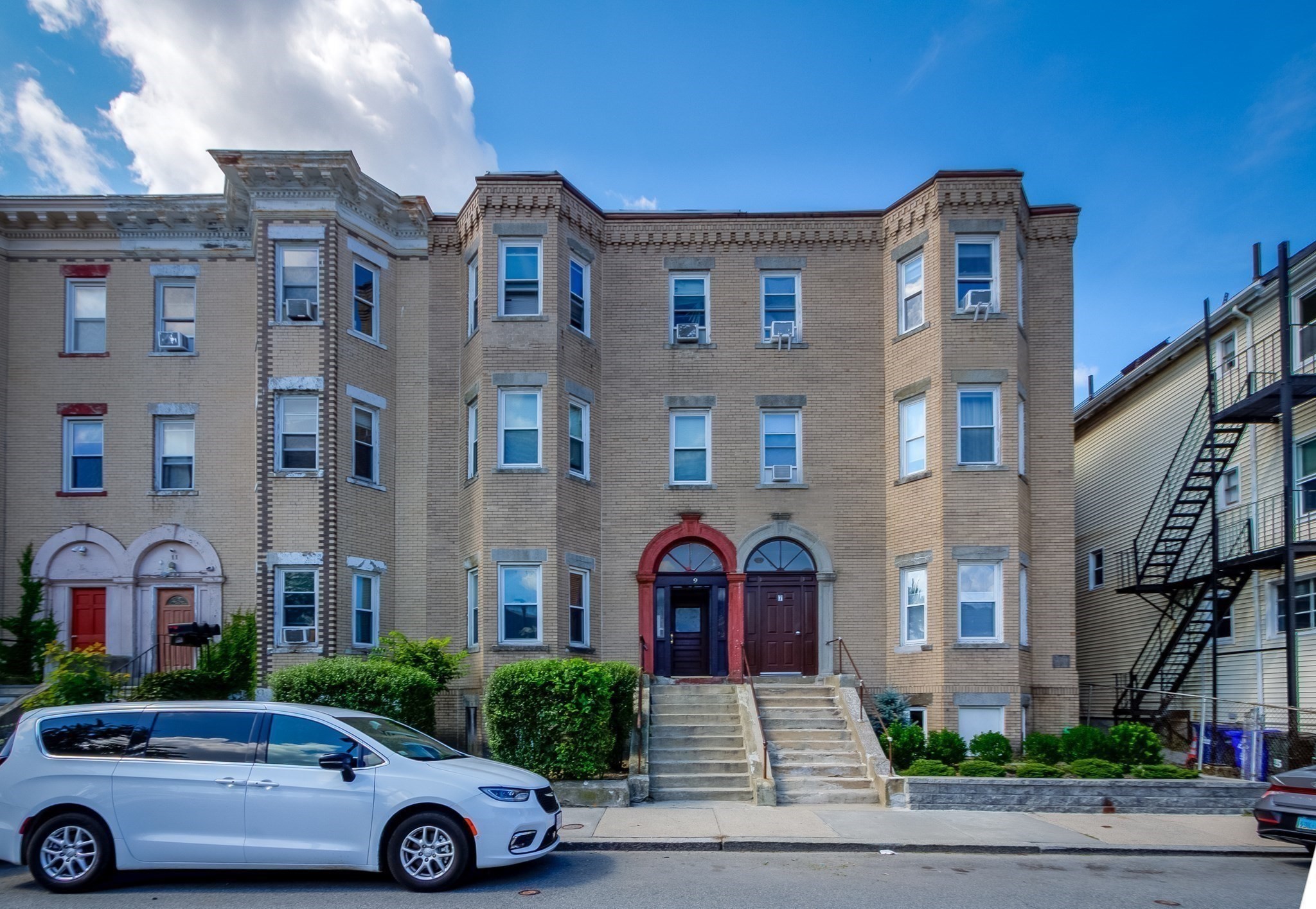 9 Forbes St Property Photo 1