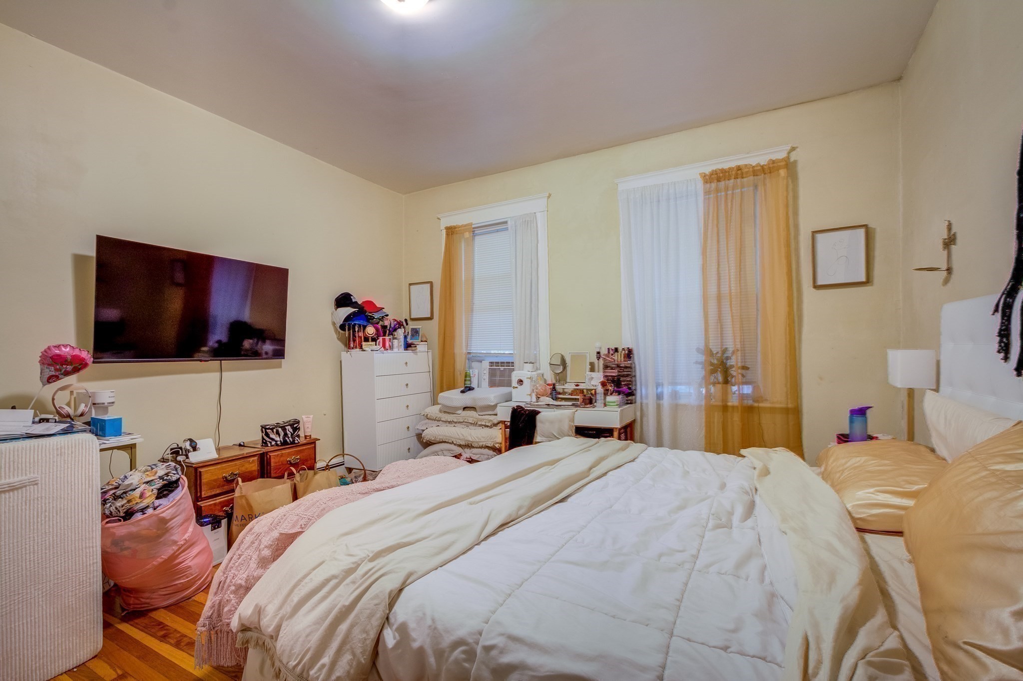 9 Forbes St Property Photo 11