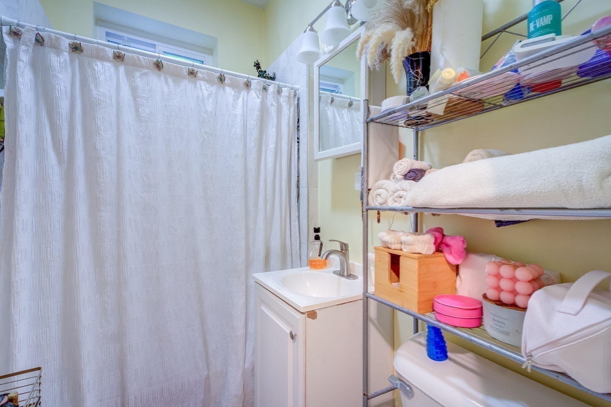 9 Forbes St Property Photo 16
