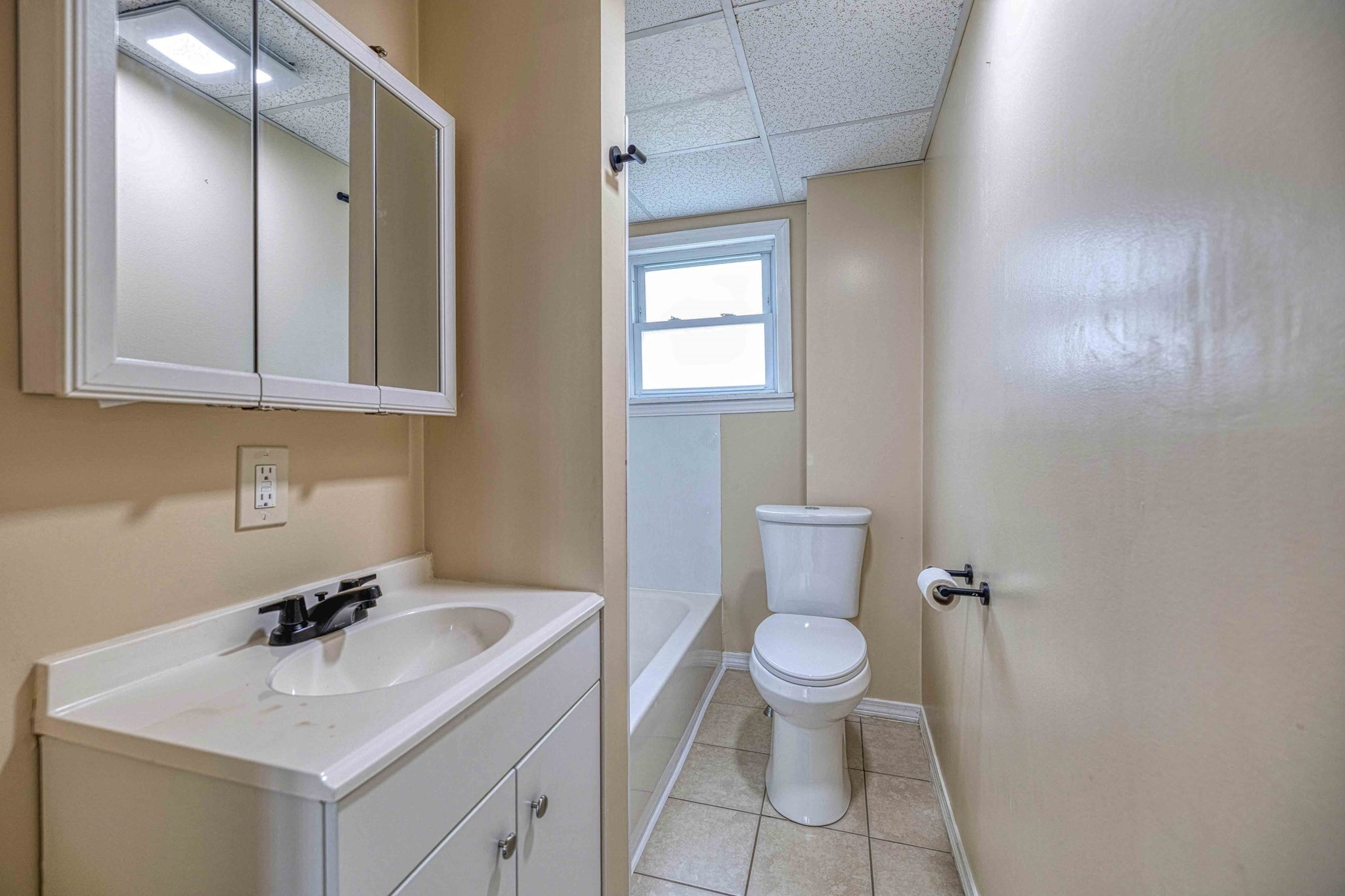 158 Raymond St. # 1 Property Photo 5