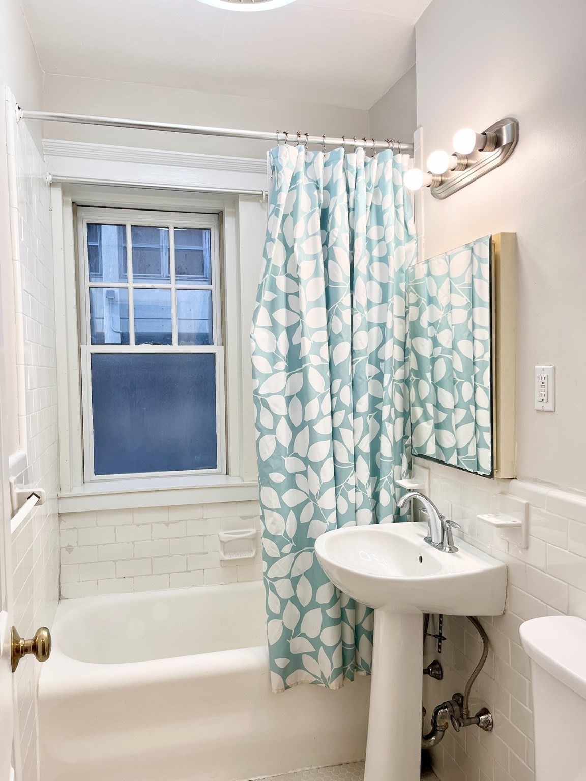 854 Massachusetts Ave # 4 Property Photo 6