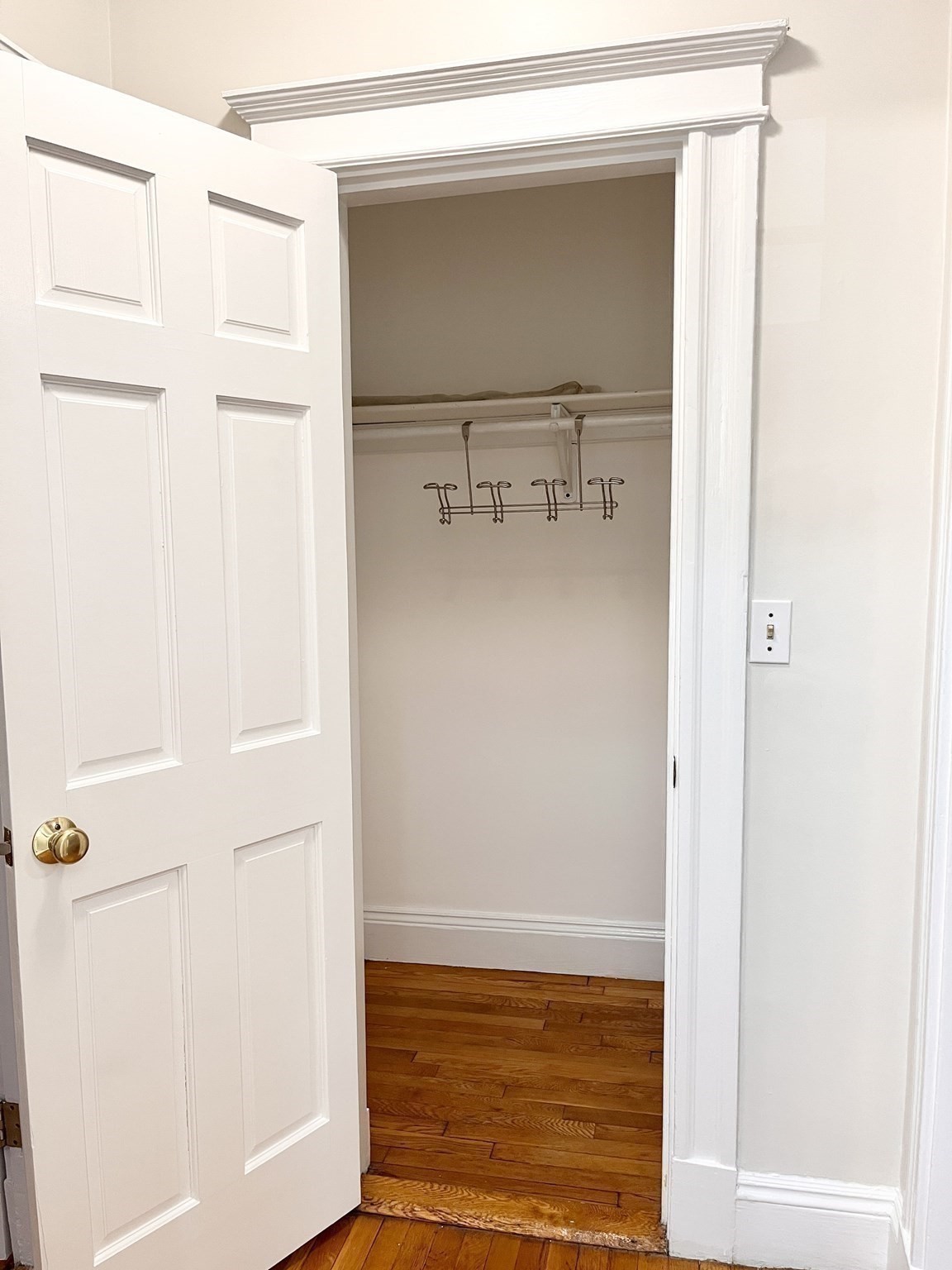 854 Massachusetts Ave # 4 Property Photo 7