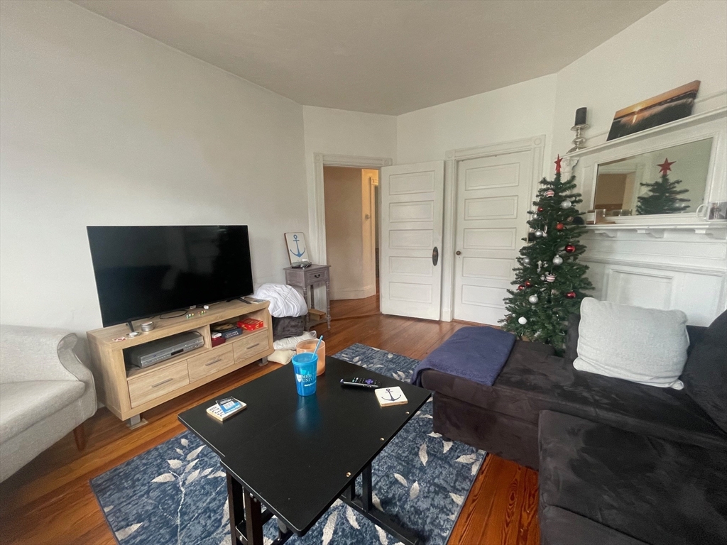 44 I St # 3 Property Photo 2