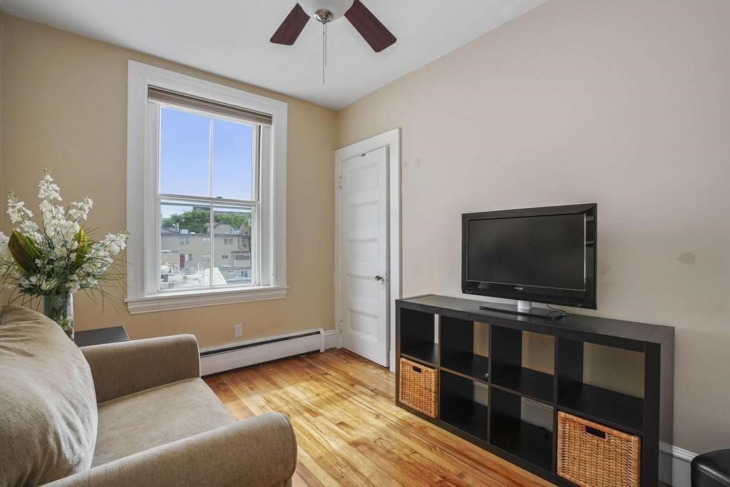 2 Arlington # 22 Property Photo 6