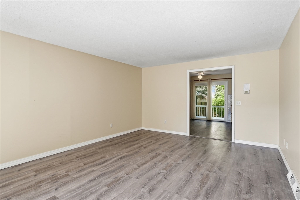 53 Luden St Property Photo 7