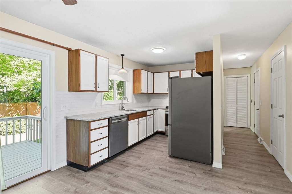 53 Luden St Property Photo 10