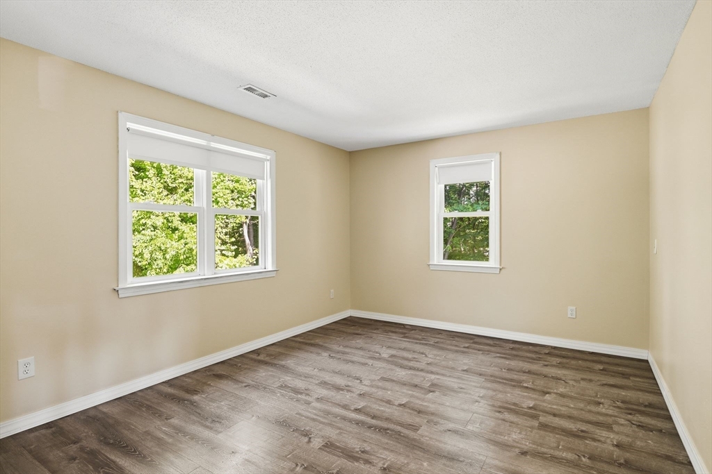 53 Luden St Property Photo 17
