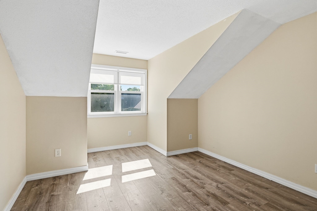53 Luden St Property Photo 20