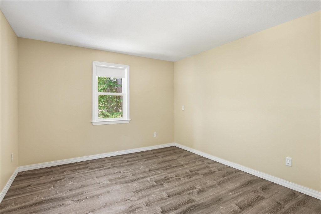 53 Luden St Property Photo 21