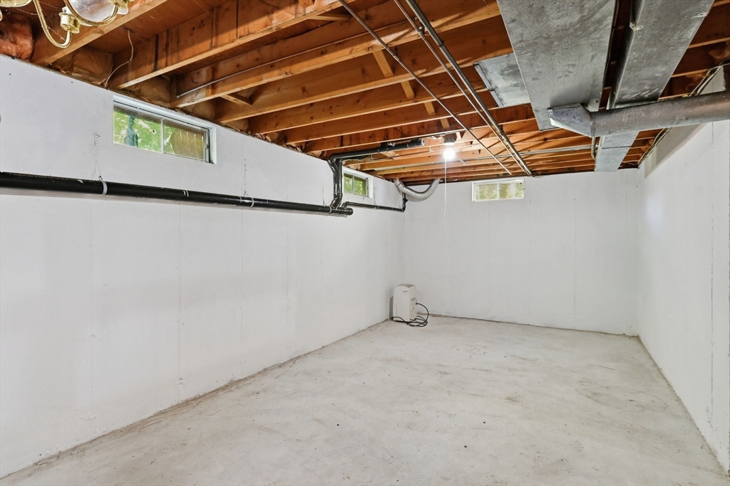 53 Luden St Property Photo 32