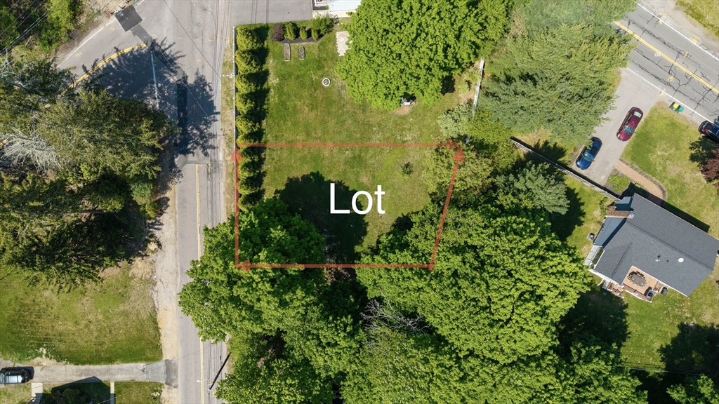 229 Spring St Property Photo 2