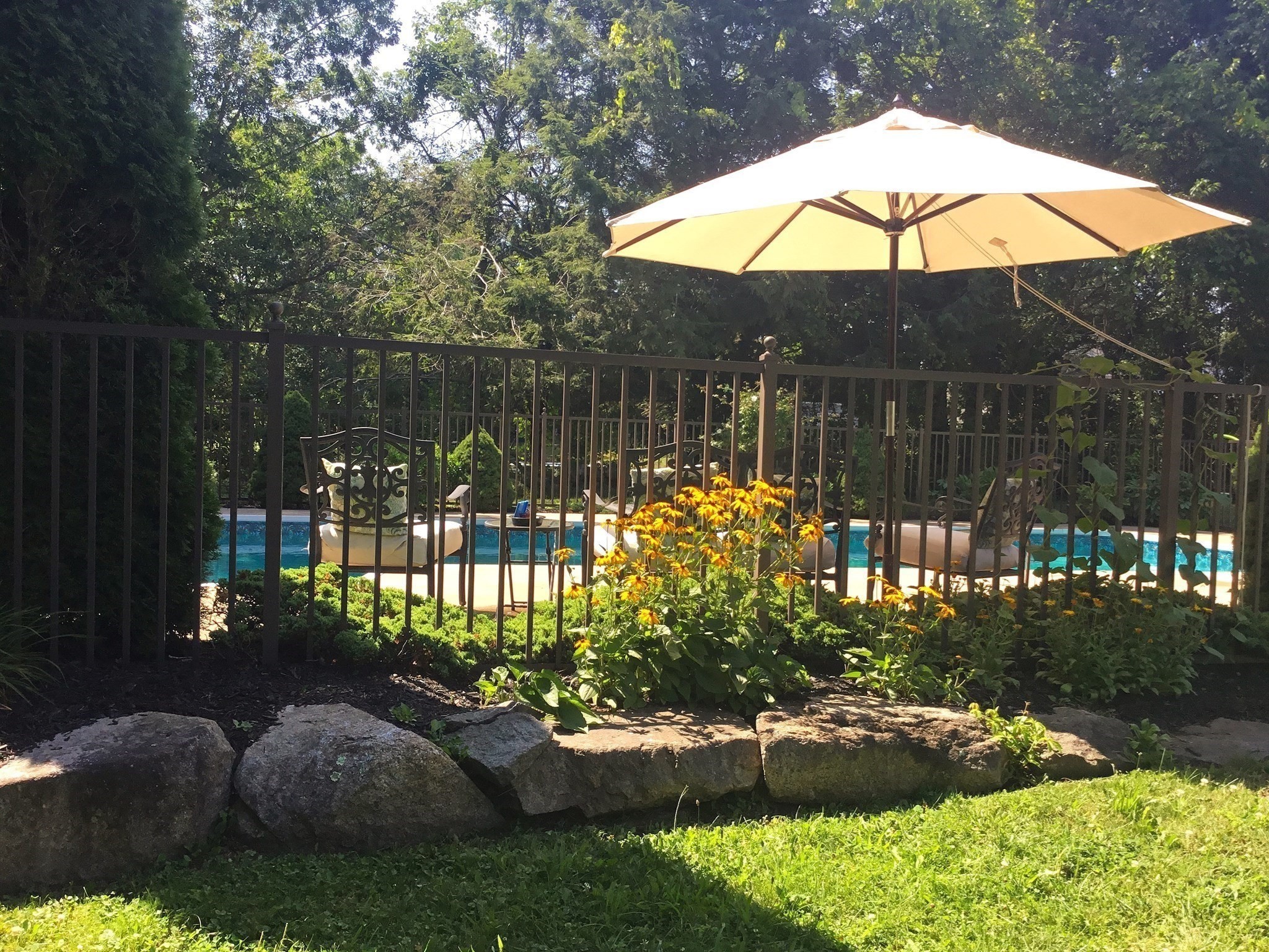 100 Choate Property Photo 6