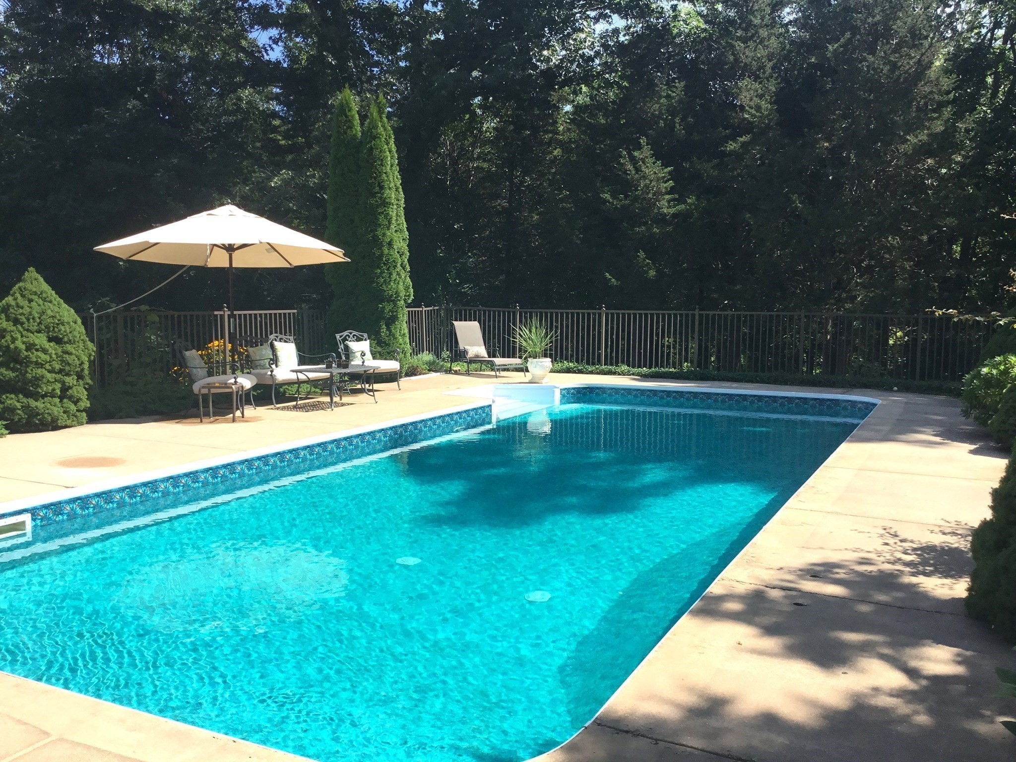 100 Choate Property Photo 7