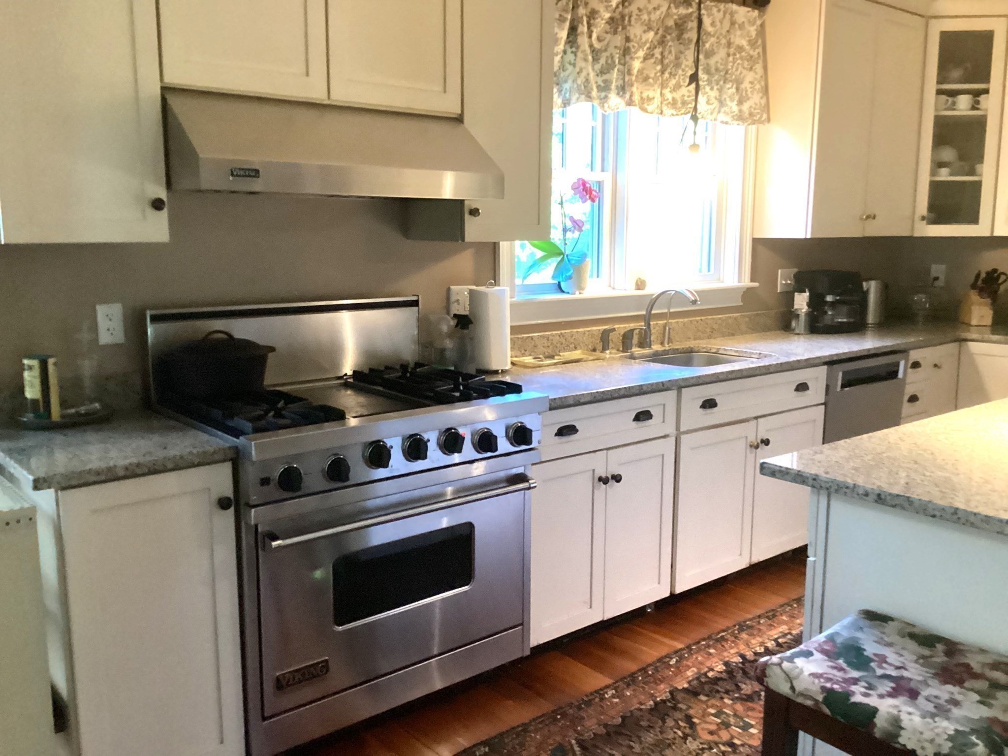 100 Choate Property Photo 17
