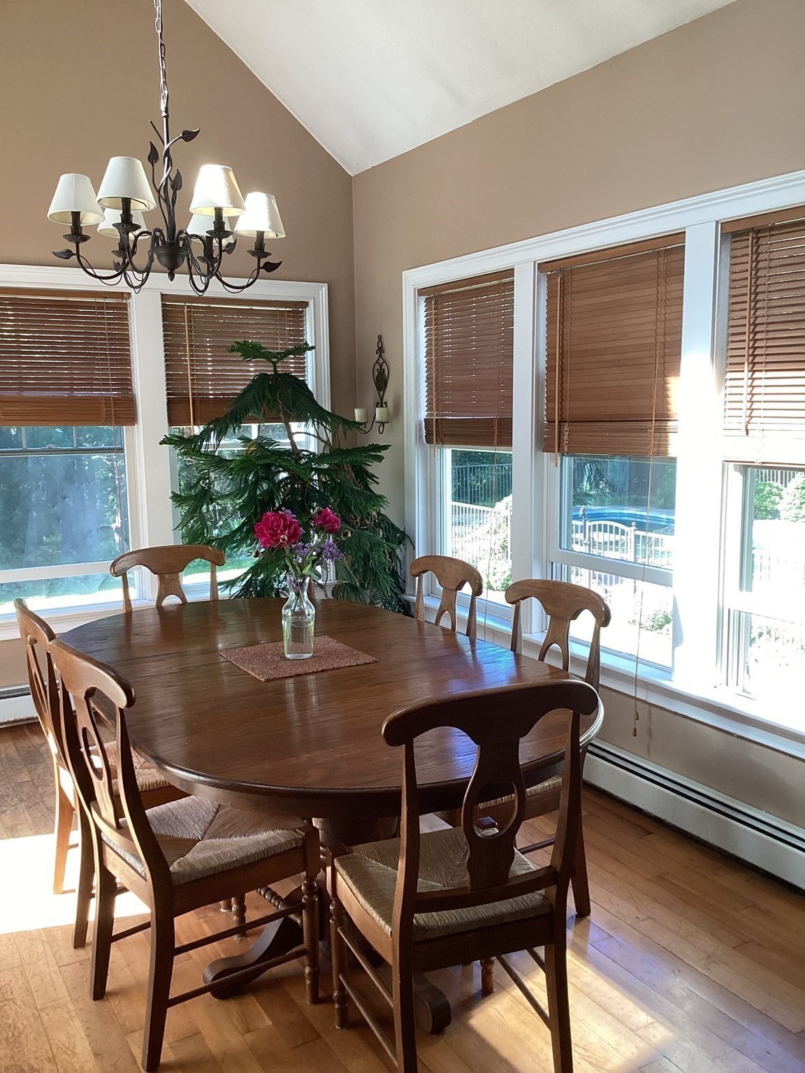 100 Choate Property Photo 27