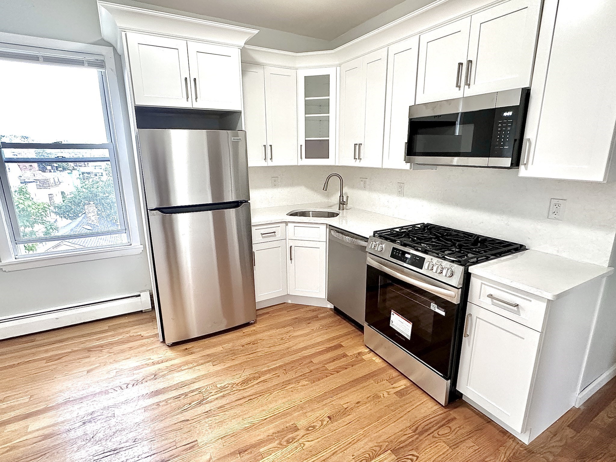 5 Buckley Avenue # 3 Property Photo 1