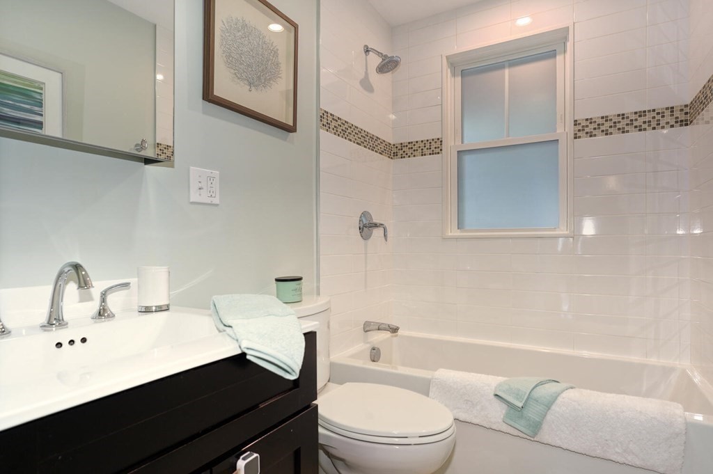 26 Park Rd # 2 Property Photo 15