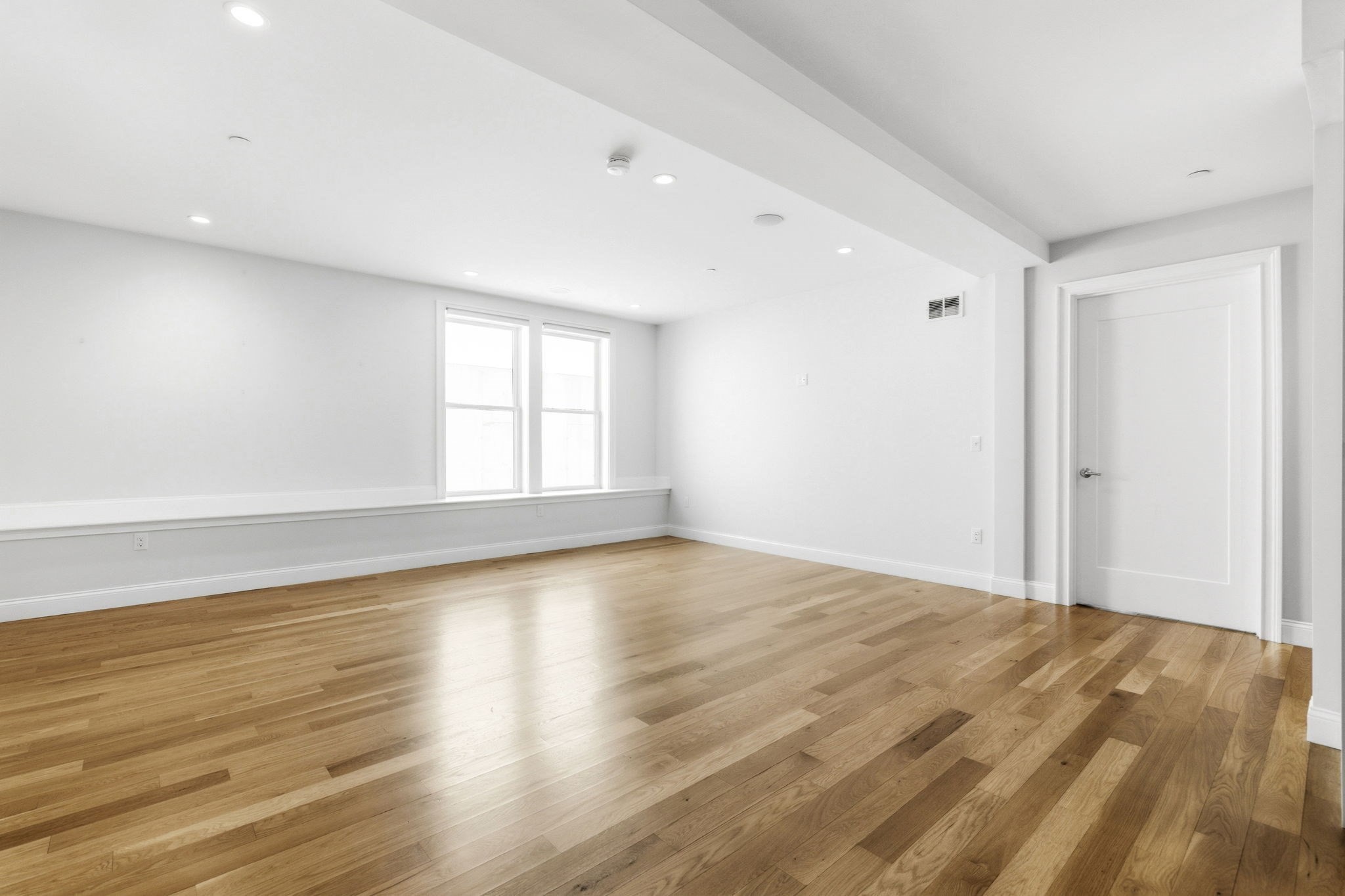 40 Westmoreland St # 2 Property Photo 7