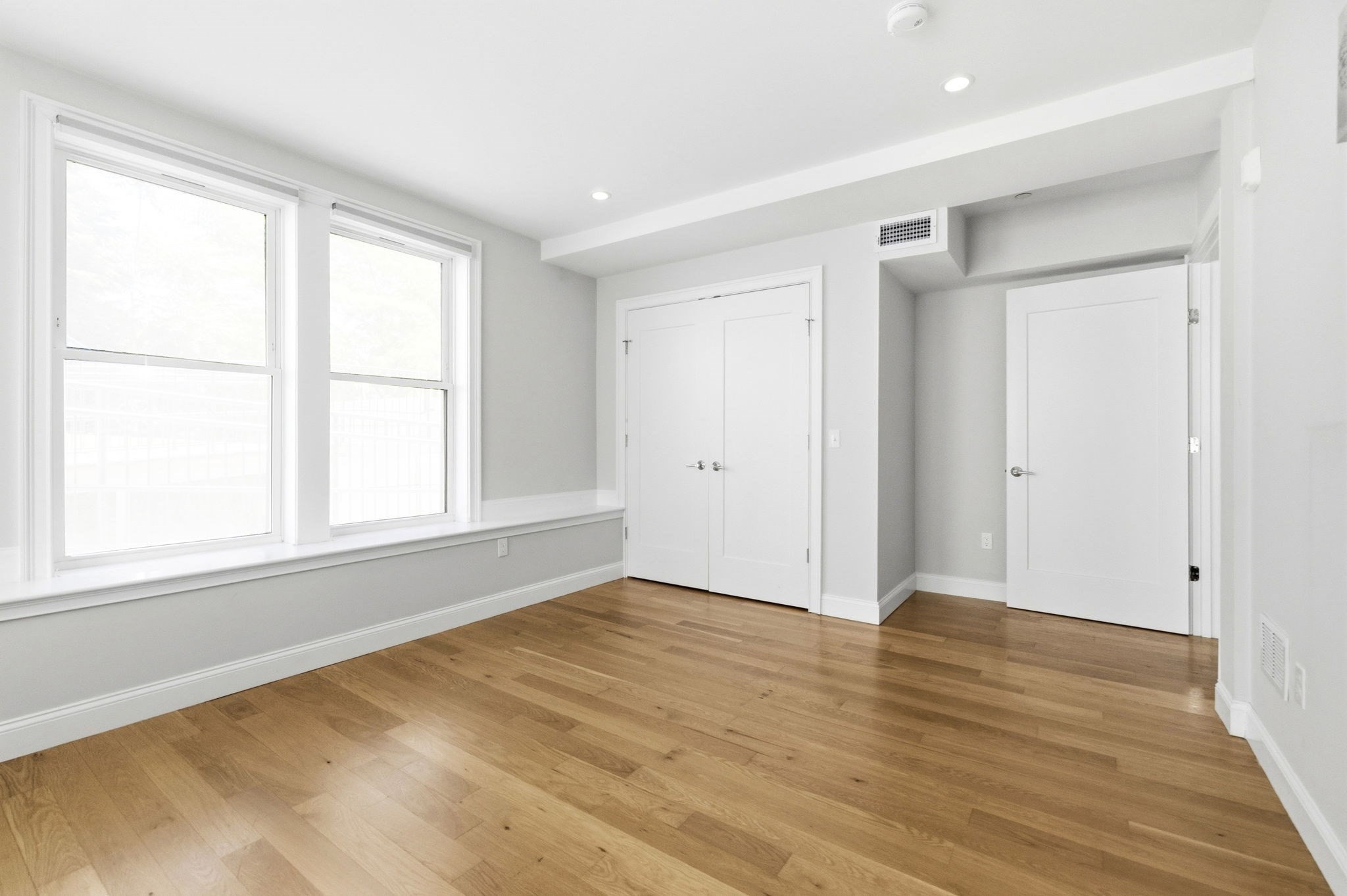 40 Westmoreland St # 2 Property Photo 12