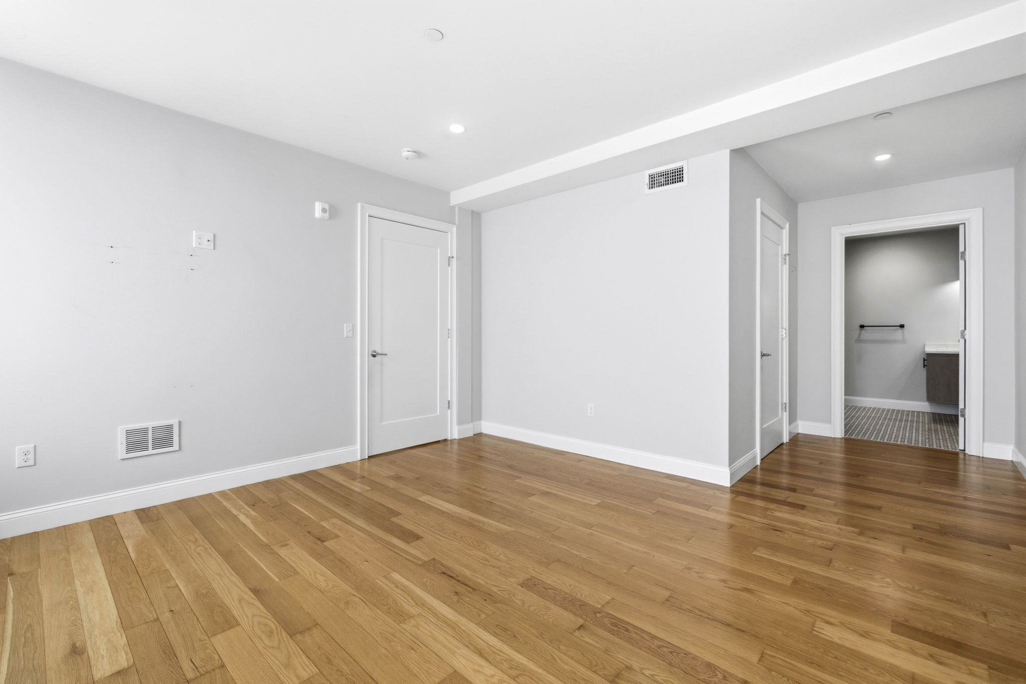 40 Westmoreland St # 2 Property Photo 13
