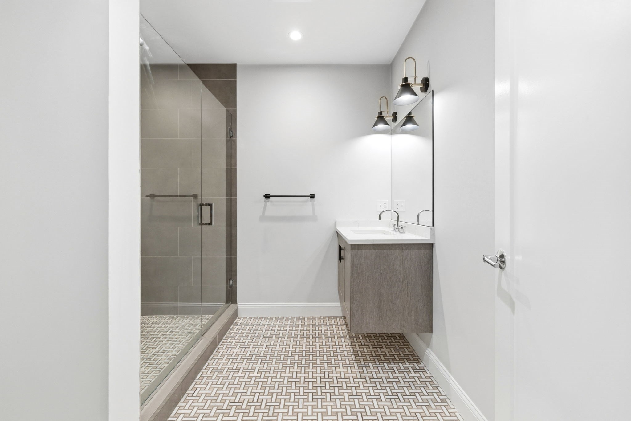 40 Westmoreland St # 2 Property Photo 16