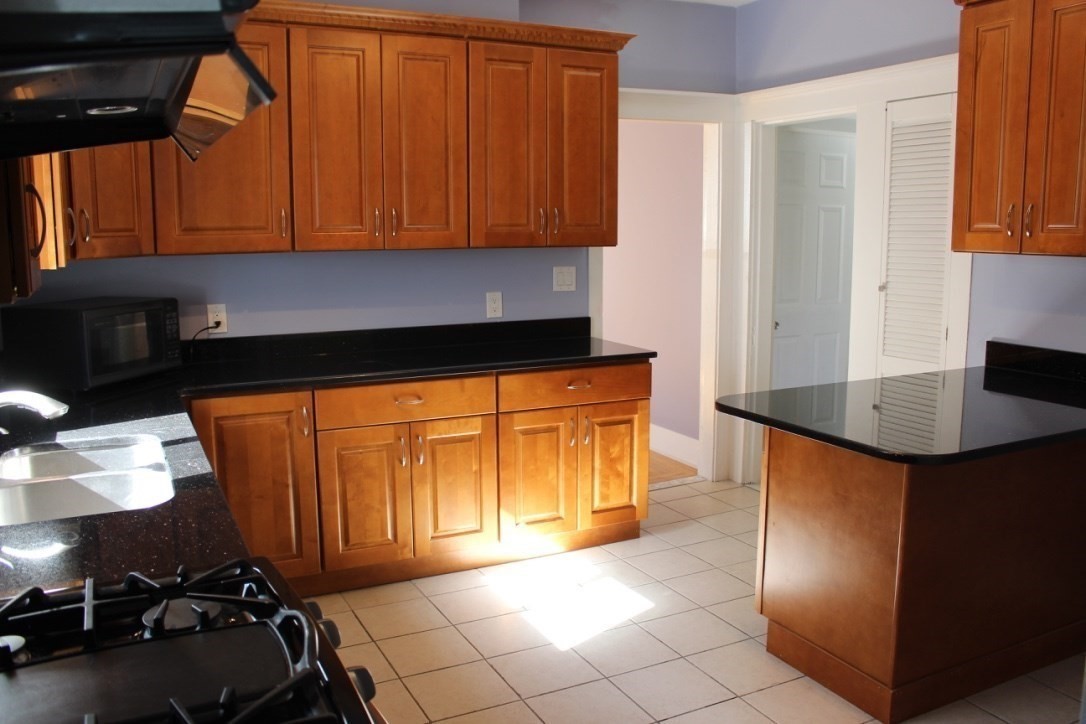 139 Langdon Ave # 1 Property Photo 6