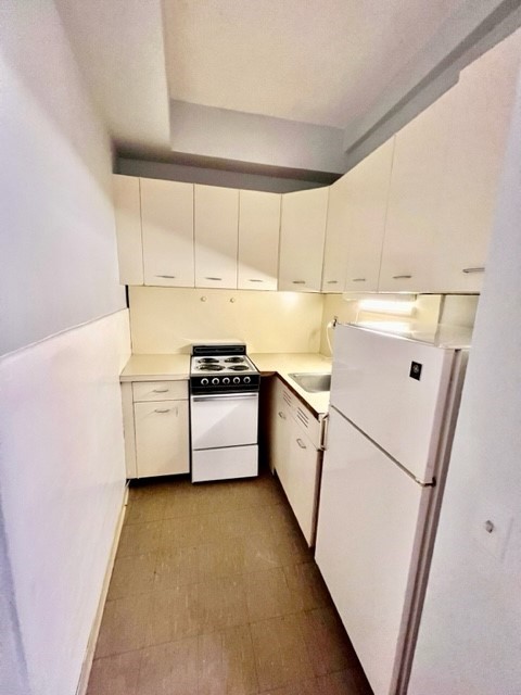 21 Beacon # 7f Property Photo 5