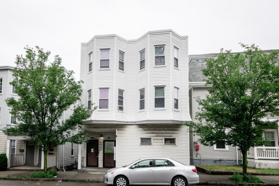 25 W Wyoming Ave # 6 Property Photo 1