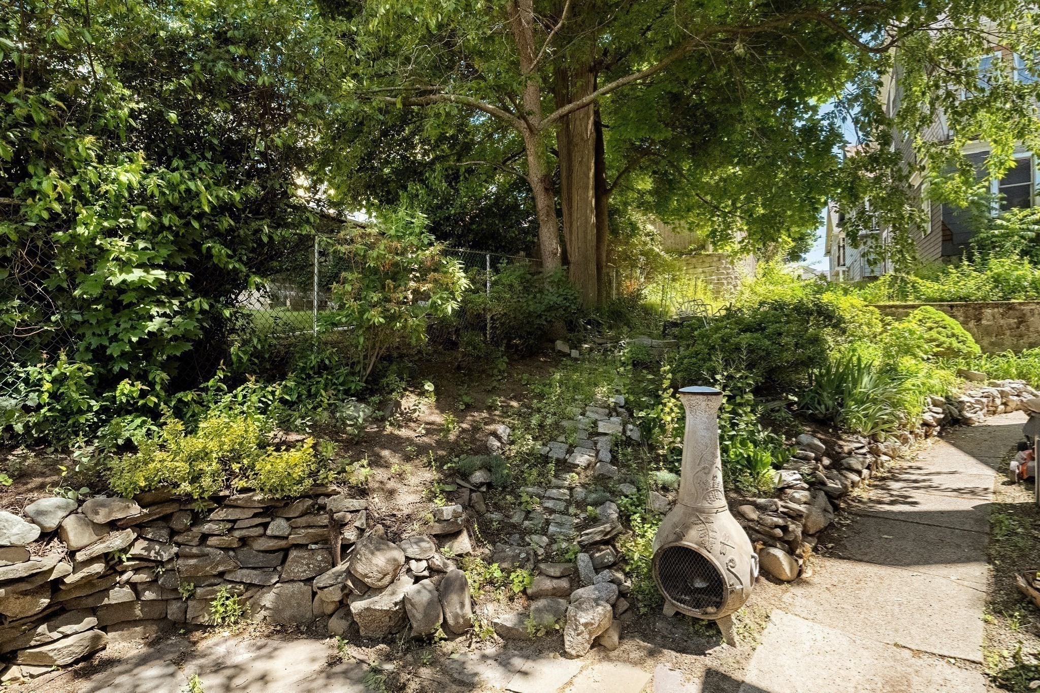 15 Fairfax St Property Photo 35