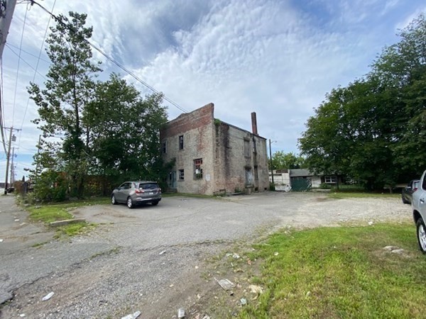 370 N Montello St Property Photo 2