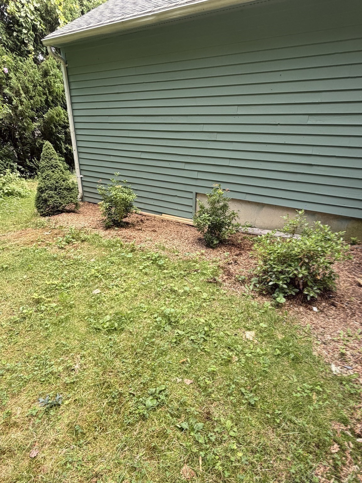 16 Clark Property Photo 27