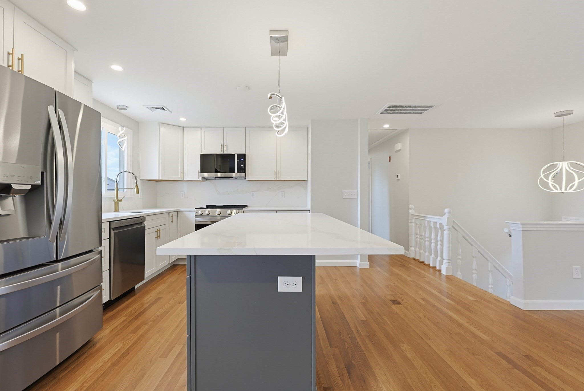 84 Scotland St Property Photo 8