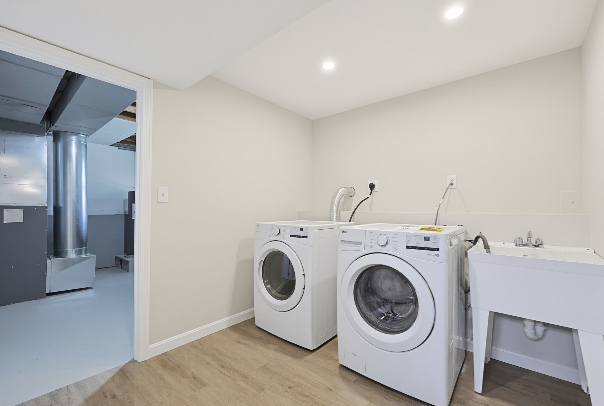 84 Scotland St Property Photo 36