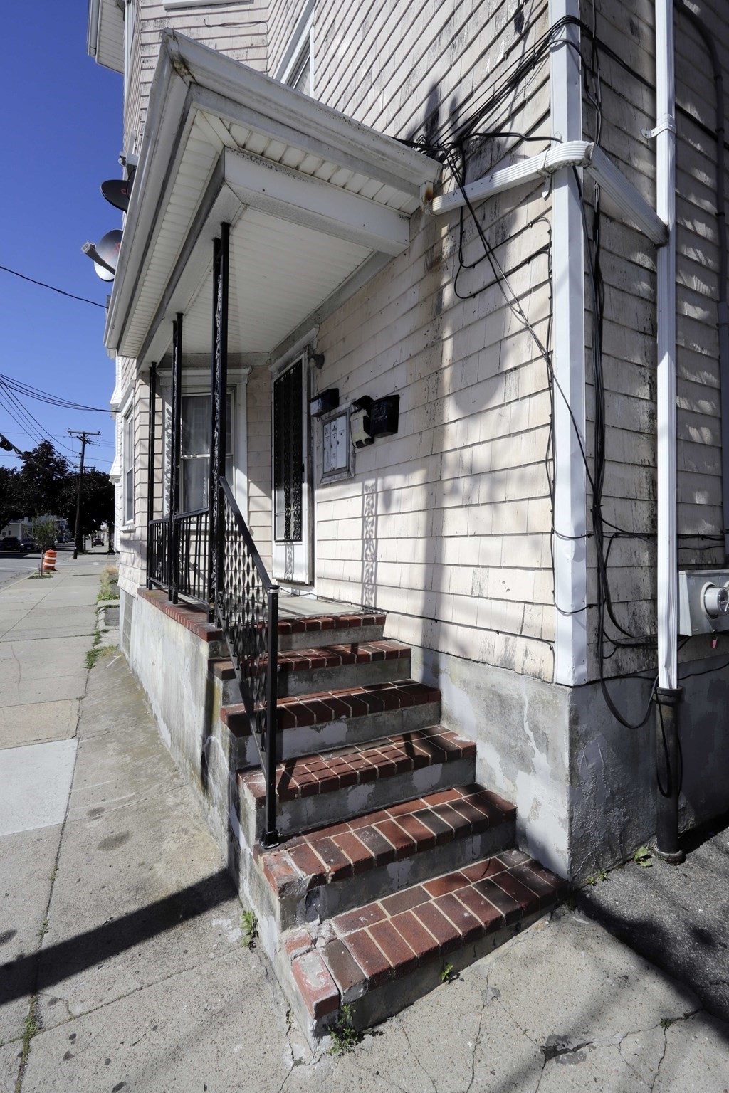 178 Ashley Blvd Property Photo 4