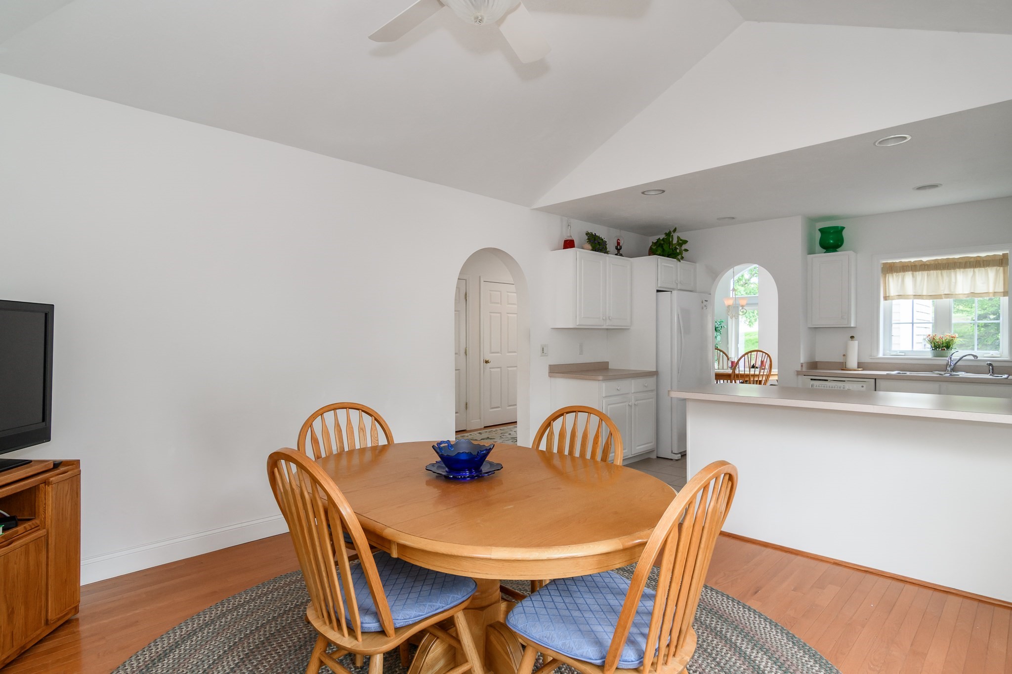 6 Hollyhock Knoll Ct # 115 Property Photo 13